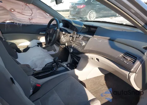 2009 Honda Accord 2.4 Lx from USA, damaged, VIN 1HGCP26389A157046